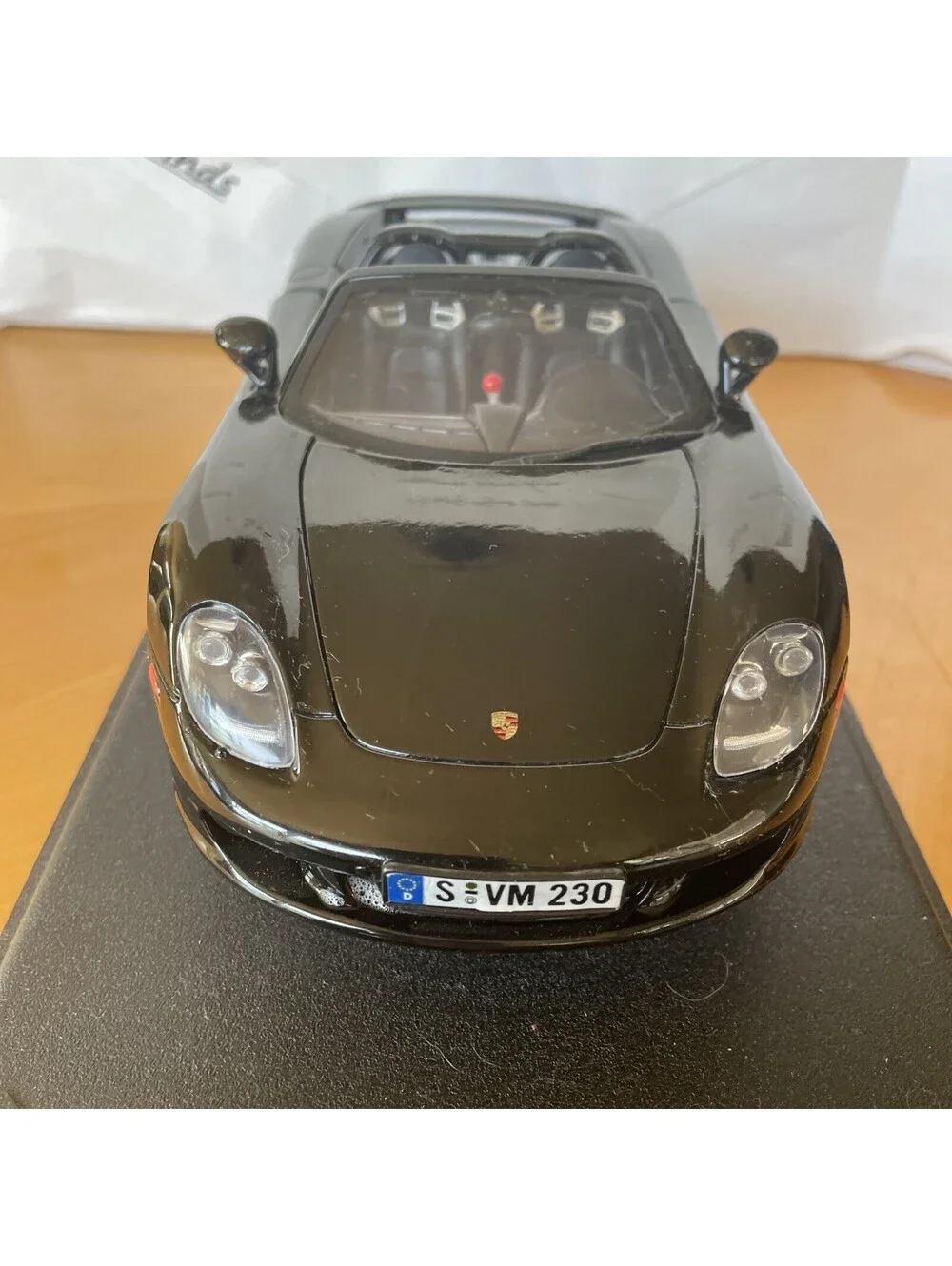 MOTORMAX 1:18 PORSCHE CARRERA GT BLACK - 73163 Die Cast Car Rare with Base